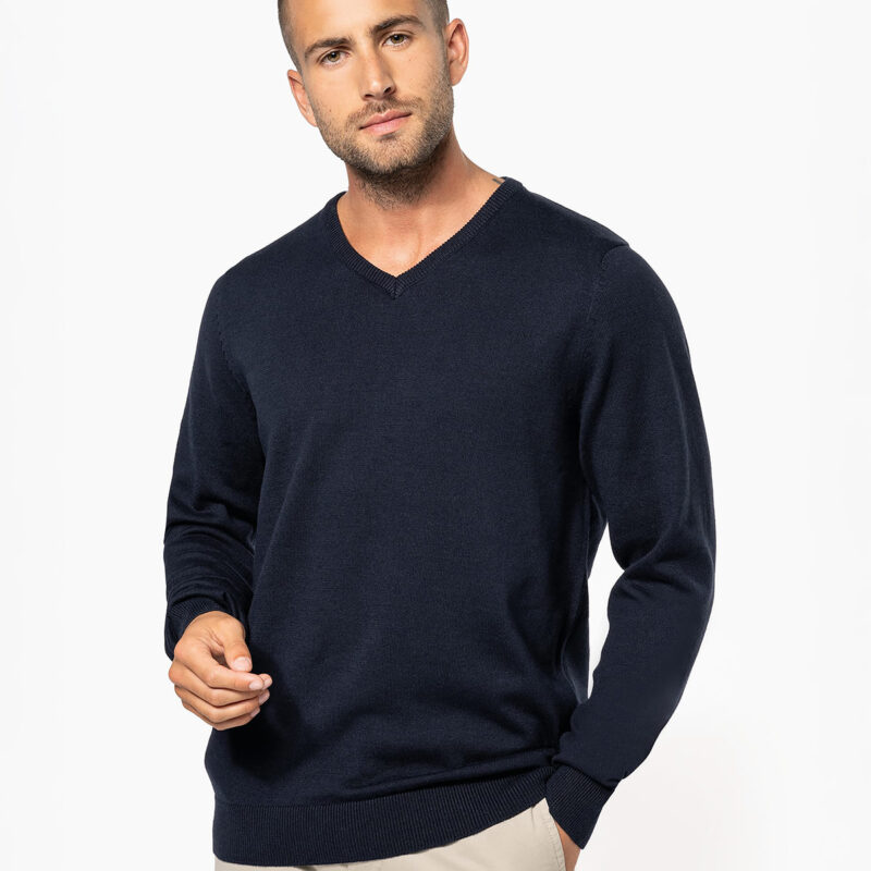 Men's V-neck jumper