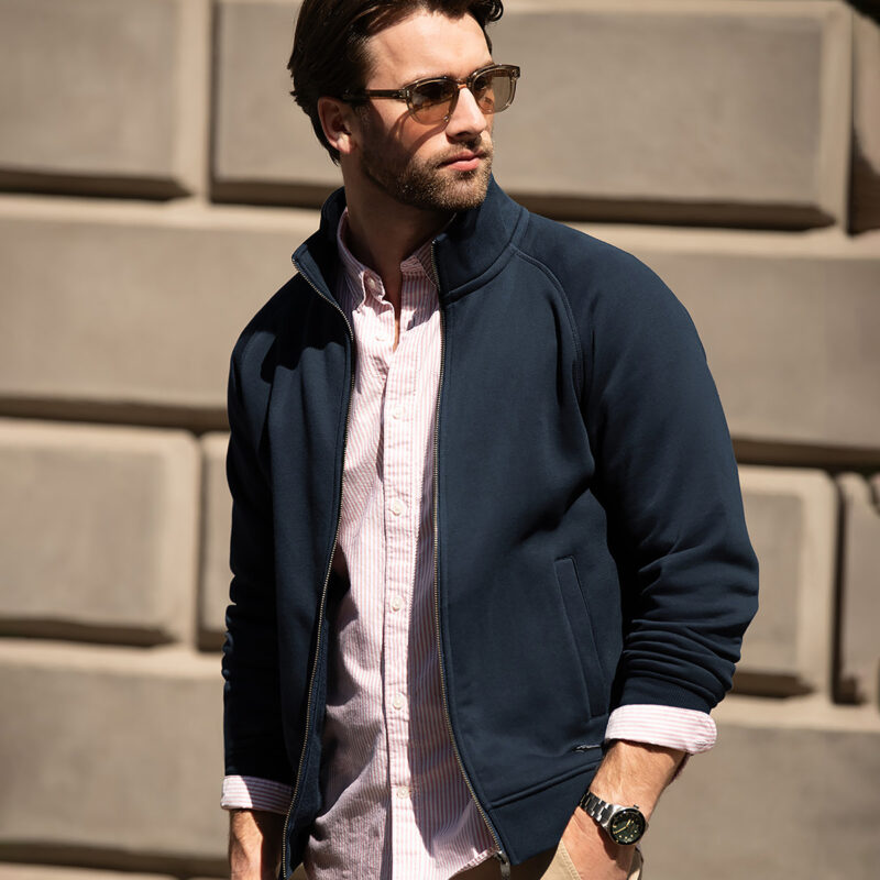 Cambridge – fashionable trainer   