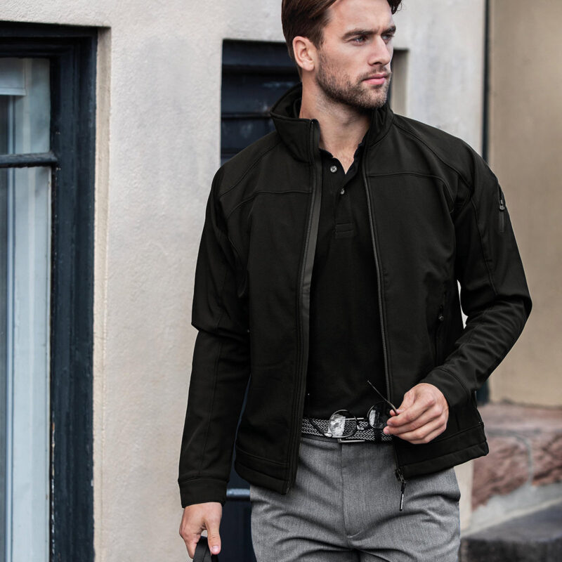 Duxbury – fashionable performance softshell jacket