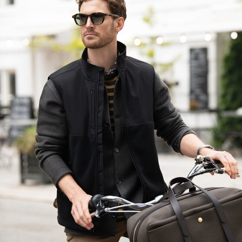 Highland - Fashionable yoke fleece vest