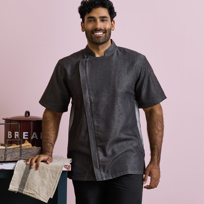 Chef's zip-close short sleeve jacket