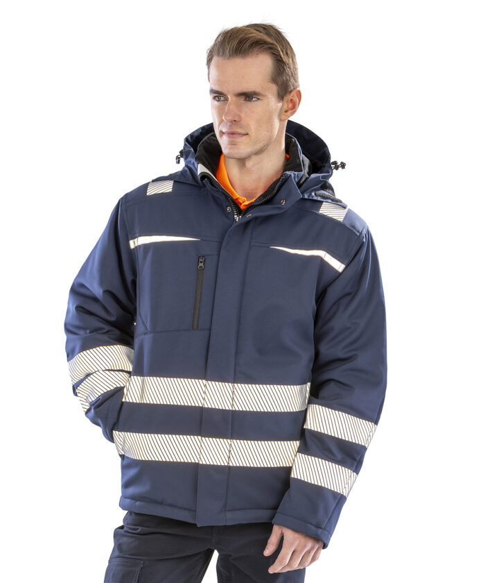 Dynamic softshell coat