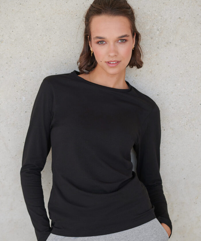 Women's feel good long sleeved stretch t-shirt