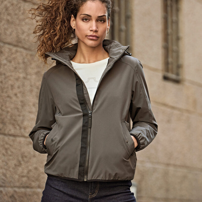 Women’s urban adventure jacket (9605)