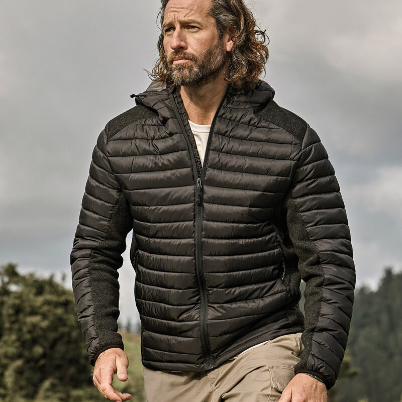 Hooded outdoor crossover (9610)