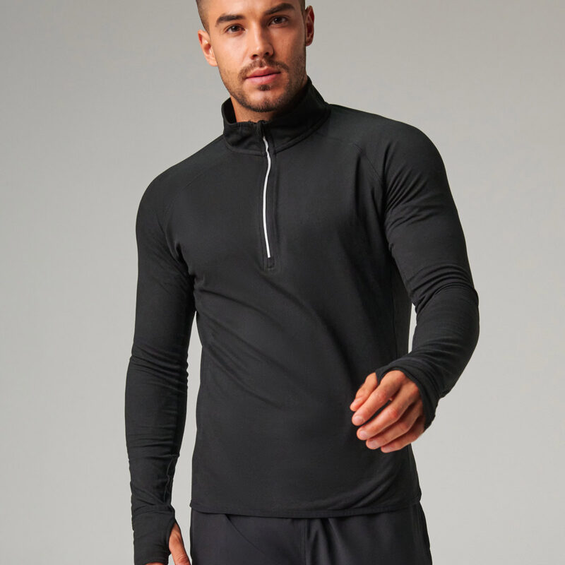 Long-sleeved ¼ zip top